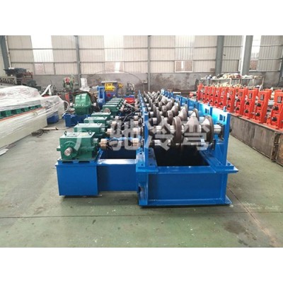 甘肃护栏板修复机制造厂家/广驰农业科技加工定制护栏板整形机